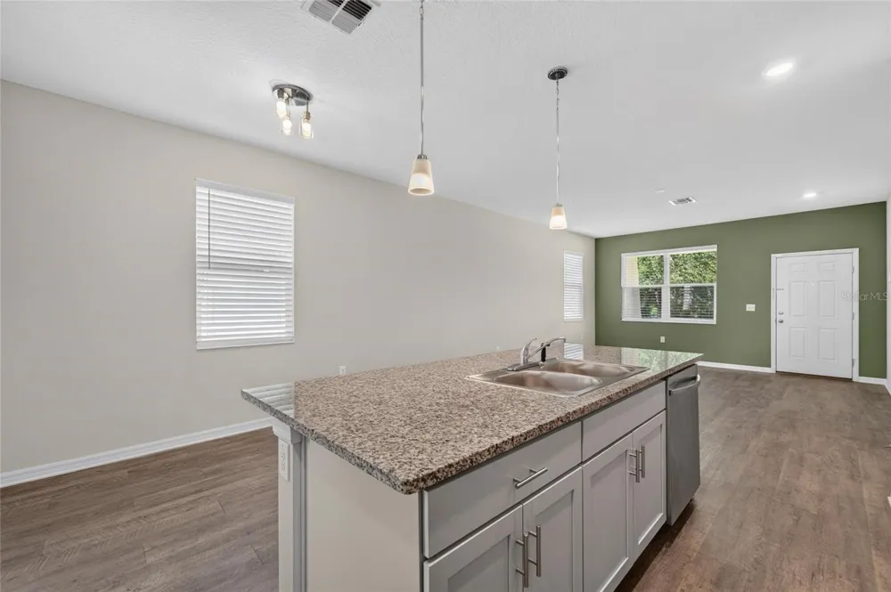 3507 E 10TH AVENUE Tampa, FL 33605