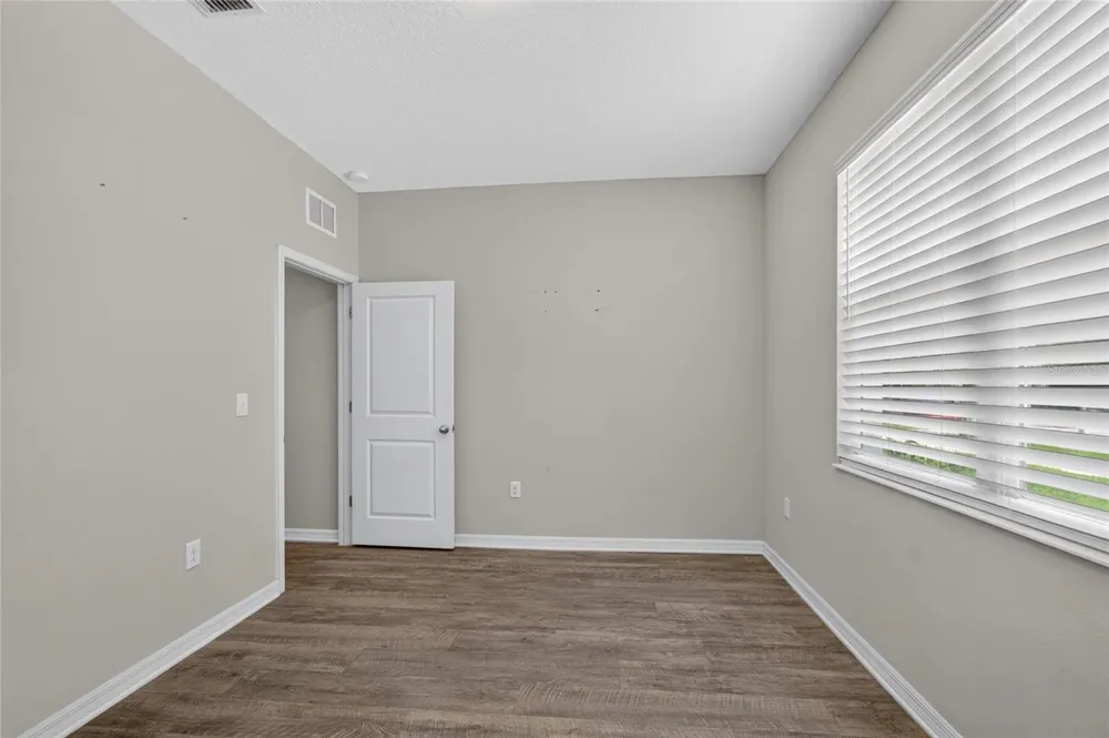 3507 E 10TH AVENUE Tampa, FL 33605