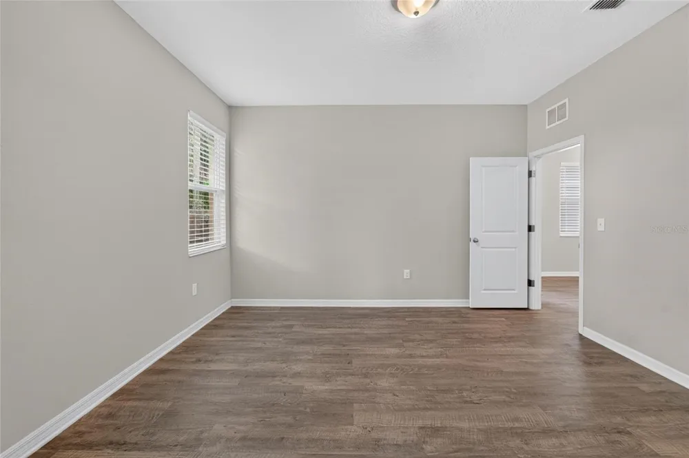 3507 E 10TH AVENUE Tampa, FL 33605