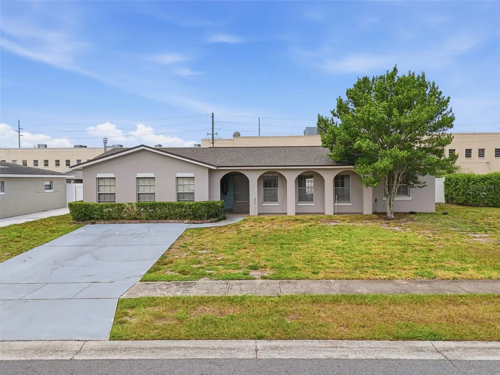 4 CARRIAGE HILL CIRCLE Casselberry, FL 32707