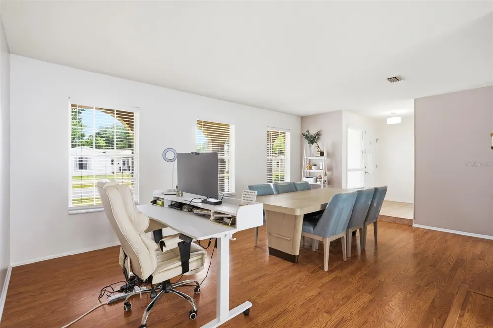 4 CARRIAGE HILL CIRCLE Casselberry, FL 32707