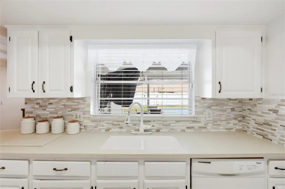 4 CARRIAGE HILL CIRCLE Casselberry, FL 32707