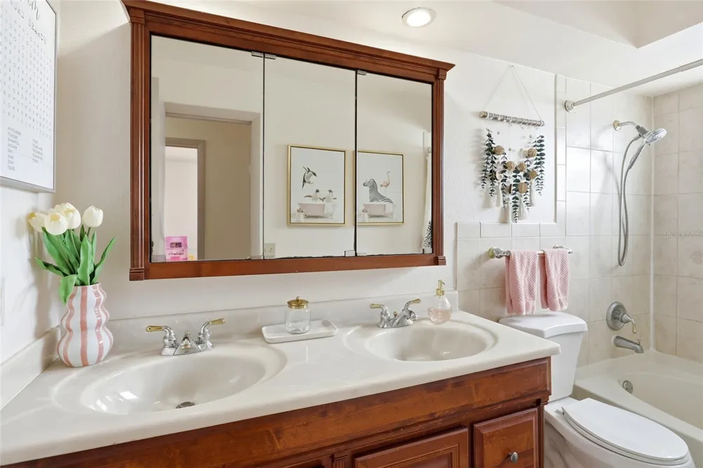 4 CARRIAGE HILL CIRCLE Casselberry, FL 32707