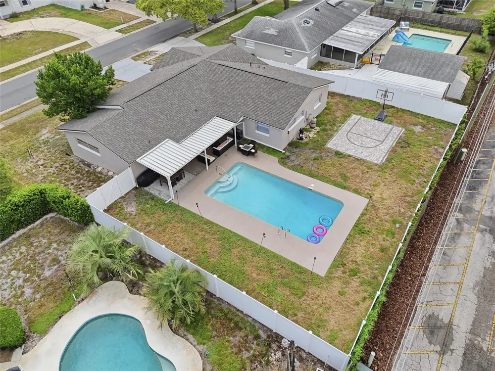 4 CARRIAGE HILL CIRCLE Casselberry, FL 32707