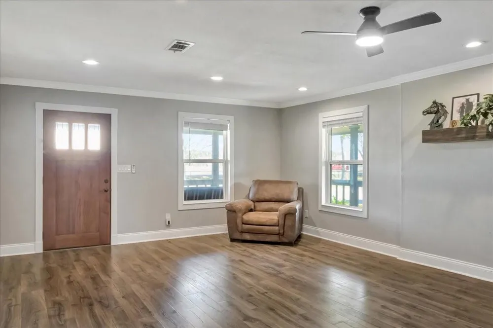 12335 2nd Street Santa Fe, TX 77539