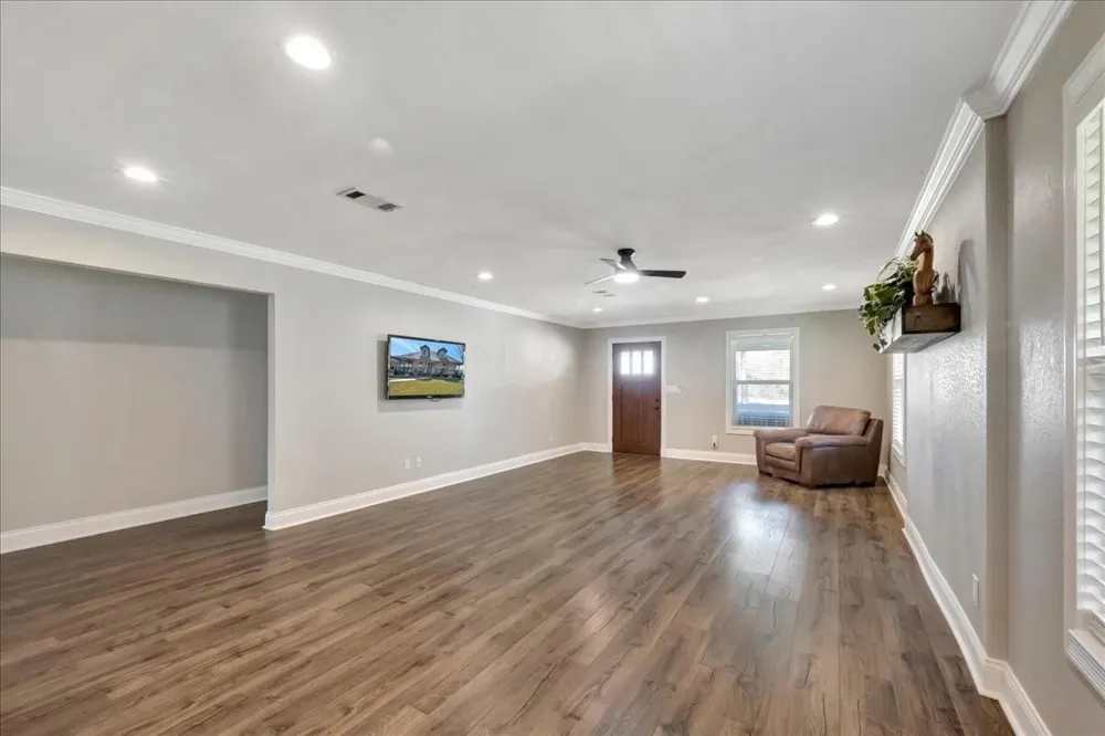 12335 2nd Street Santa Fe, TX 77539