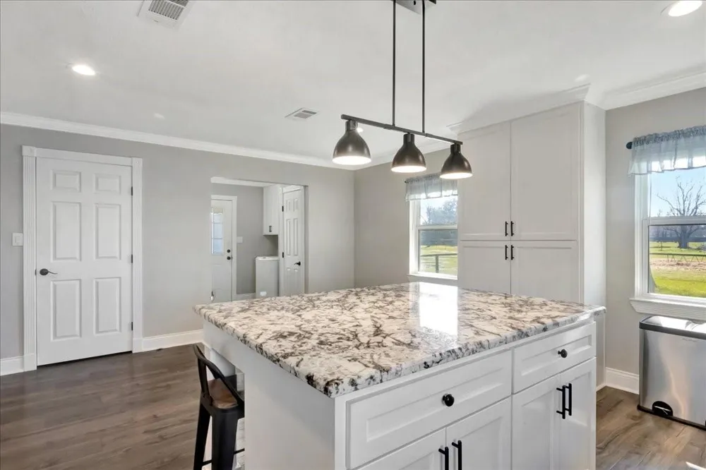 12335 2nd Street Santa Fe, TX 77539