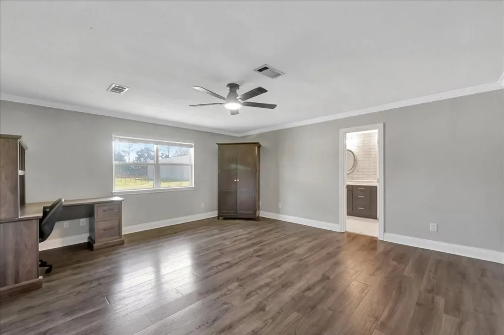 12335 2nd Street Santa Fe, TX 77539