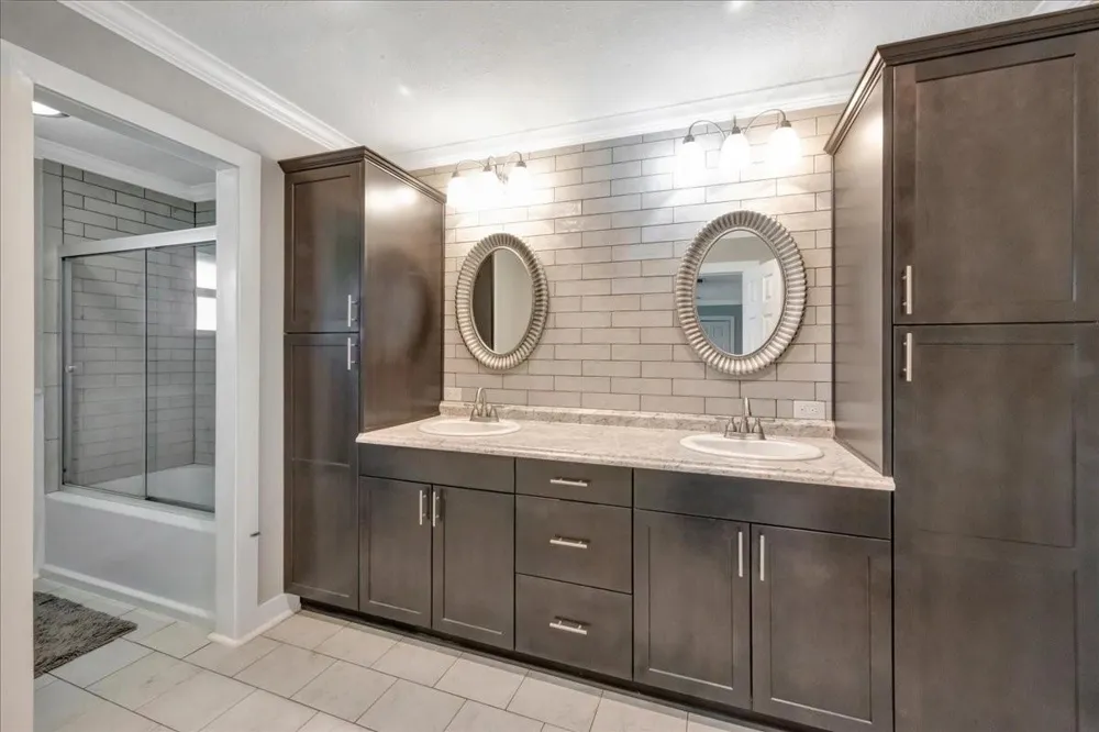 12335 2nd Street Santa Fe, TX 77539