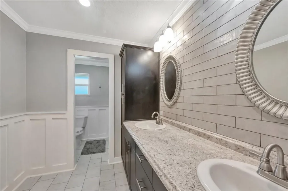 12335 2nd Street Santa Fe, TX 77539