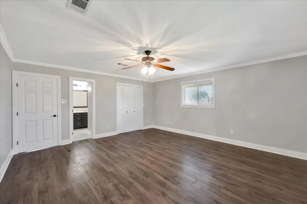 12335 2nd Street Santa Fe, TX 77539