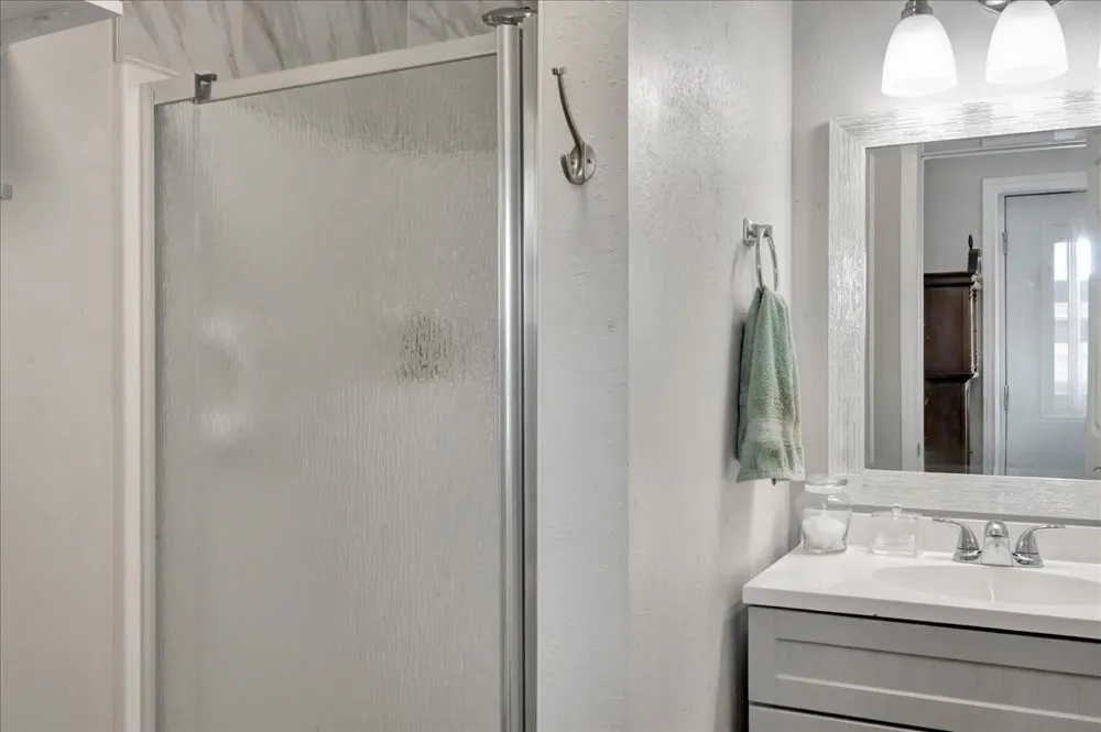 12335 2nd Street Santa Fe, TX 77539