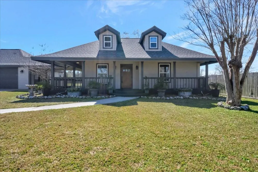 12335 2nd Street Santa Fe, TX 77539