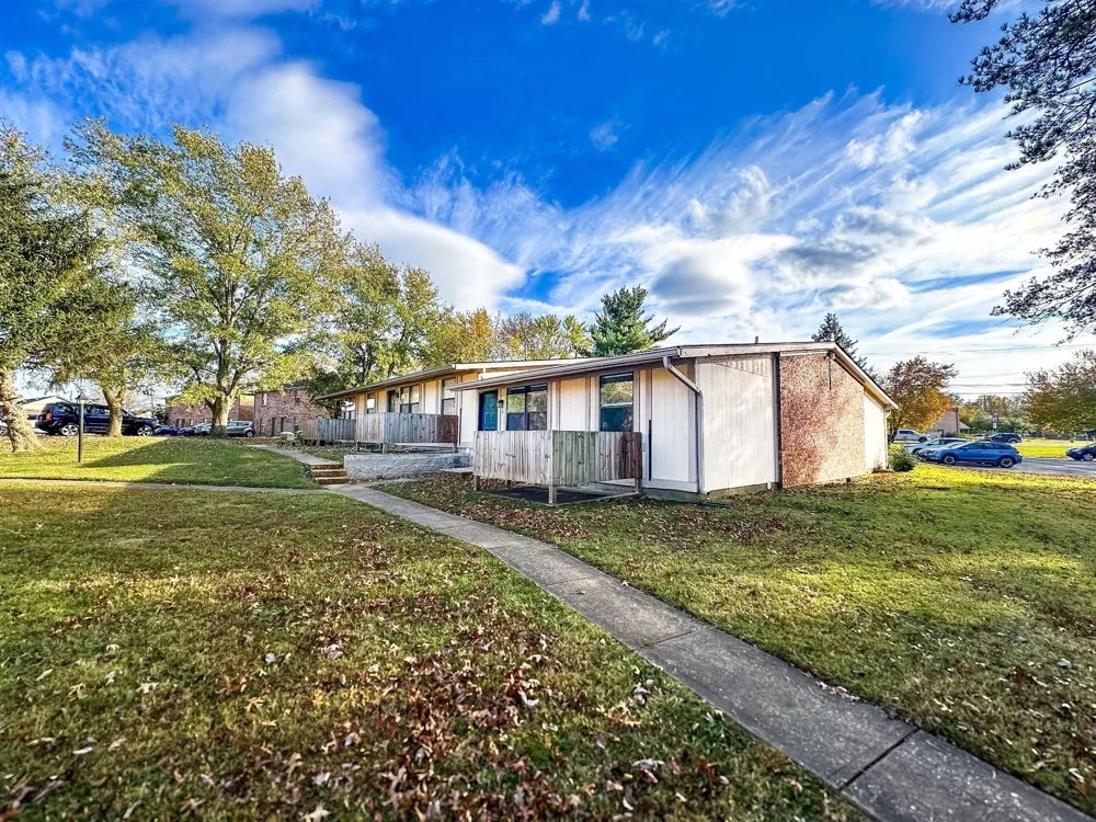 2421 Madison St #13 Clarksville, TN 37043