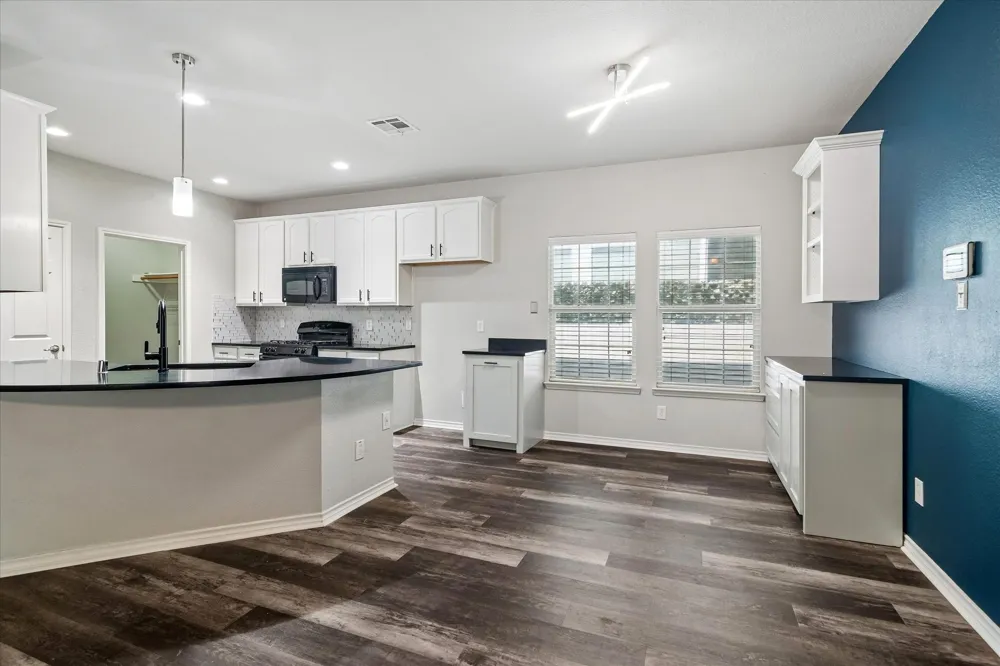 1145 King George Lane Savannah, TX 76227