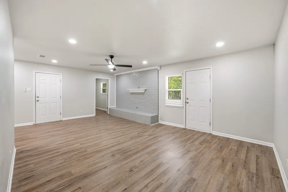 1085 W Park Street Stephenville, TX 76401