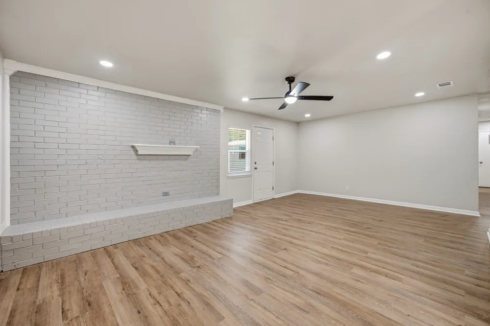 1085 W Park Street Stephenville, TX 76401