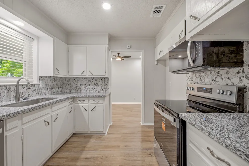 1085 W Park Street Stephenville, TX 76401