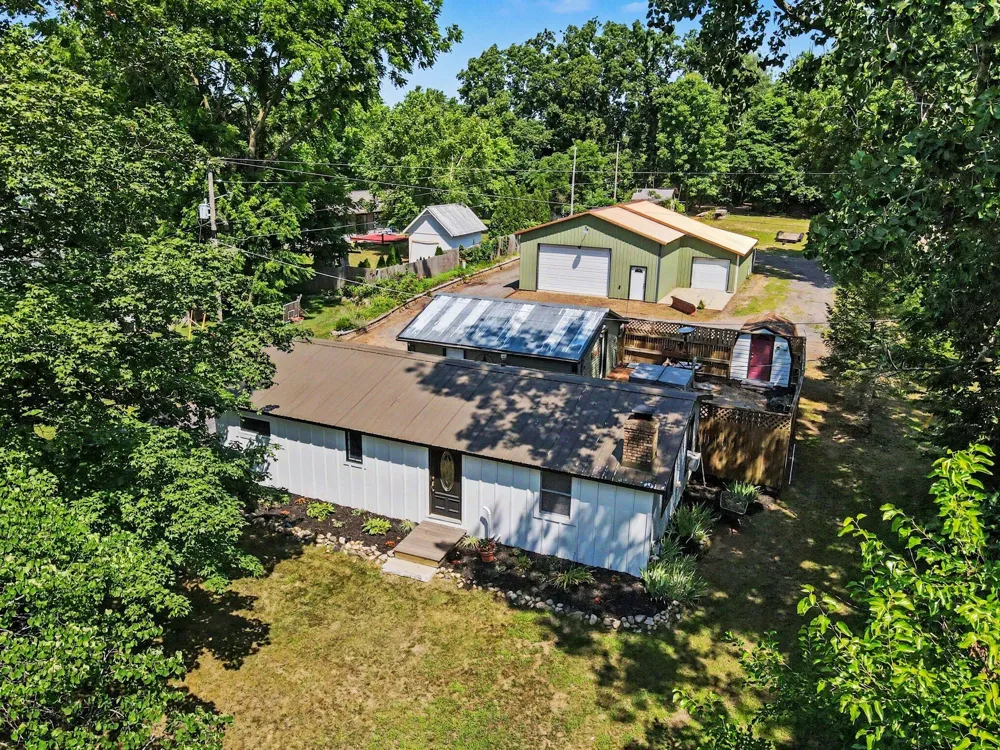 25490 Front Street Mattawan, MI 49071