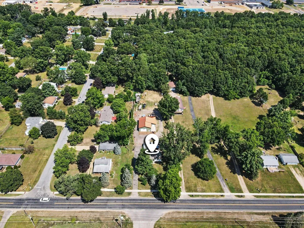 25490 Front Street Mattawan, MI 49071