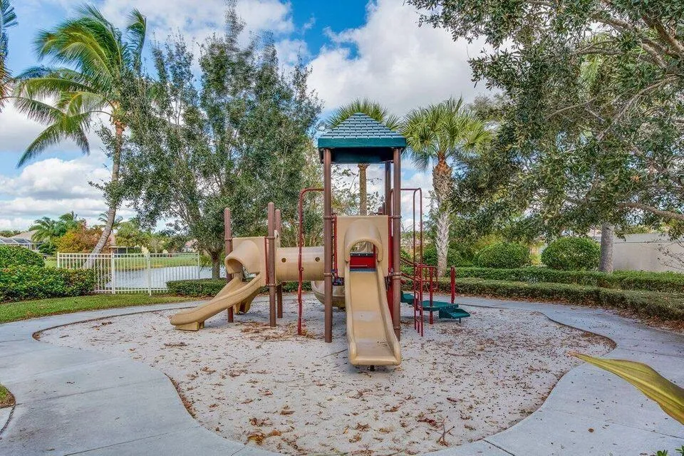 4506 Illicium Drive Palm Beach Gardens, FL 33418