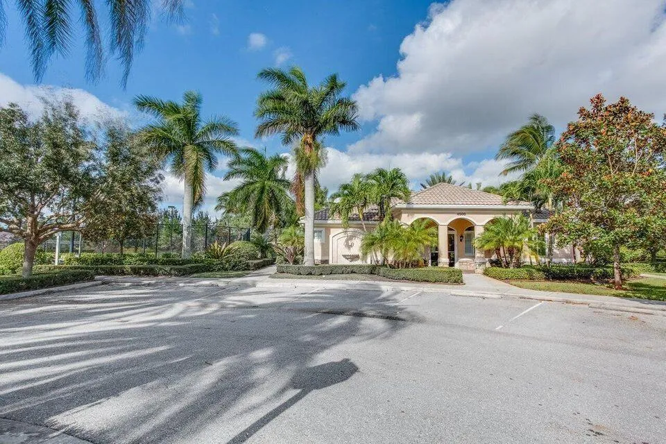 4506 Illicium Drive Palm Beach Gardens, FL 33418