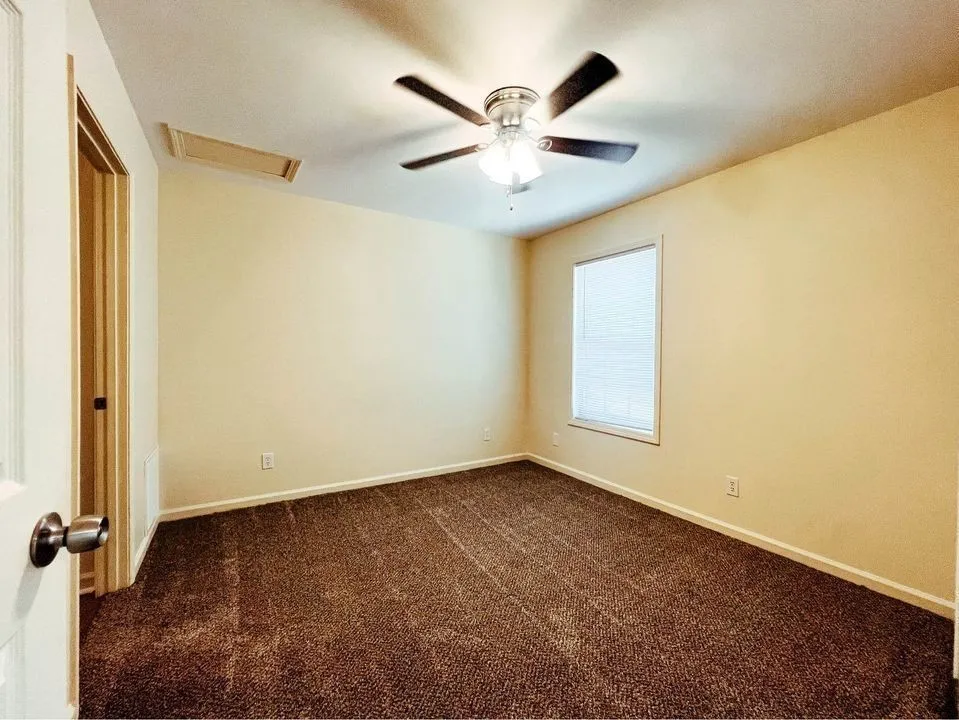 112 Ballygar St #G Clarksville, TN 37043