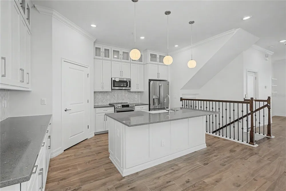 5351 BRIDGE STREET #38 Tampa, FL 33611