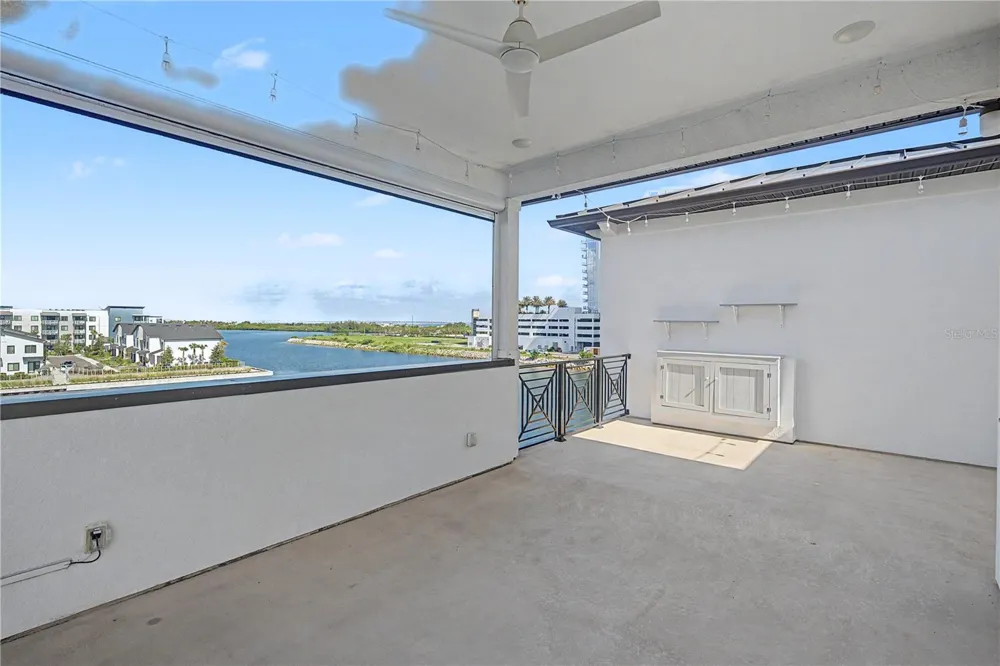 5351 BRIDGE STREET #38 Tampa, FL 33611
