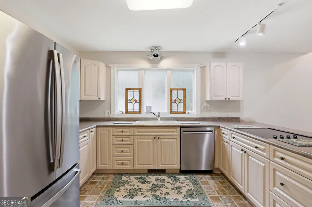 205 Mill Creek CIR Martin, GA 30557
