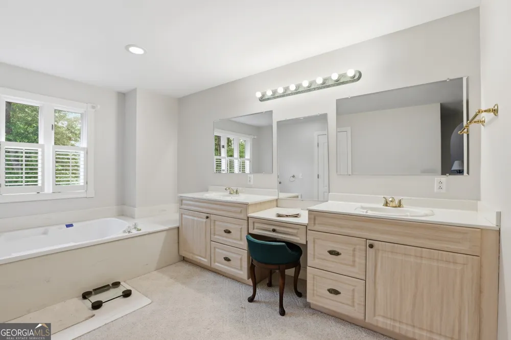 205 Mill Creek CIR Martin, GA 30557