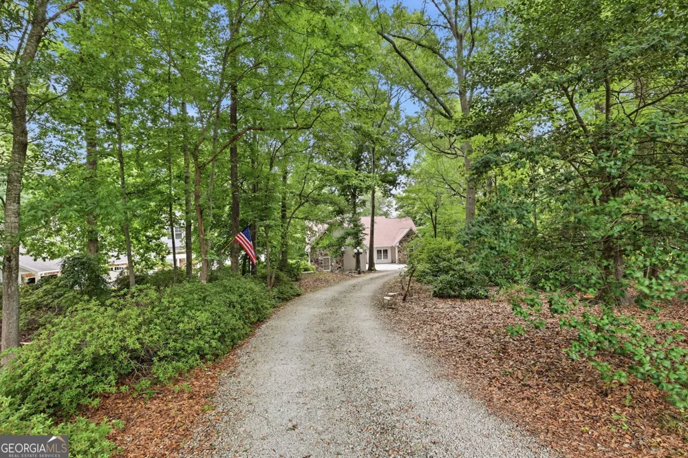 205 Mill Creek CIR Martin, GA 30557