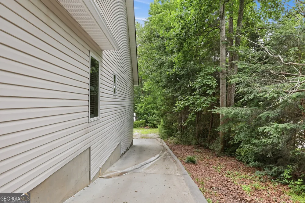 205 Mill Creek CIR Martin, GA 30557