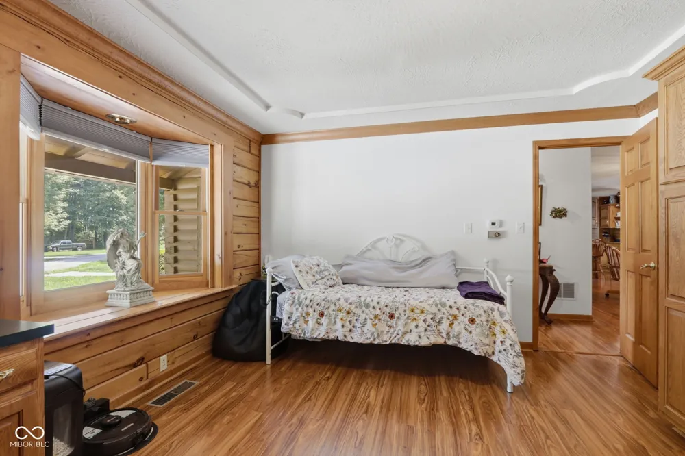 1375 800 E Manilla, IN 46150