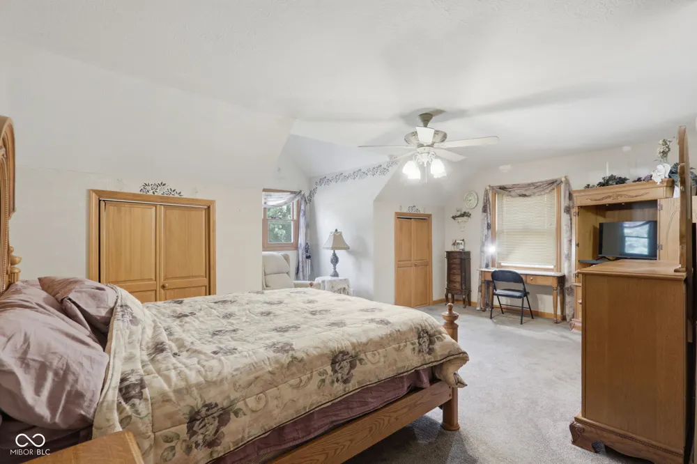 1375 800 E Manilla, IN 46150