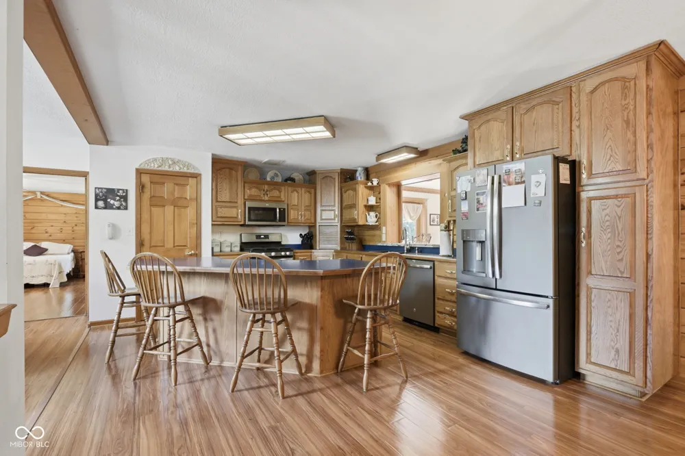 1375 800 E Manilla, IN 46150