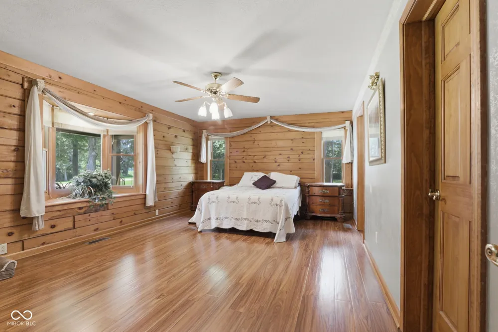 1375 800 E Manilla, IN 46150