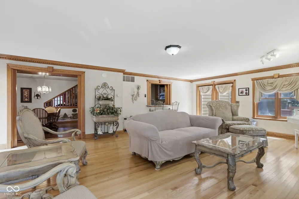 1375 800 E Manilla, IN 46150