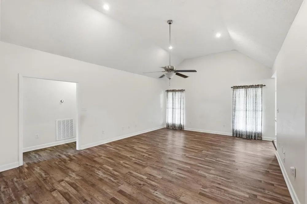 375 Brummitt Rd Castalian Springs, TN 37031