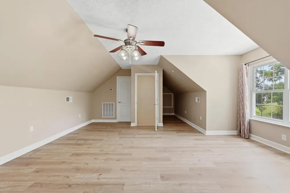 375 Brummitt Rd Castalian Springs, TN 37031