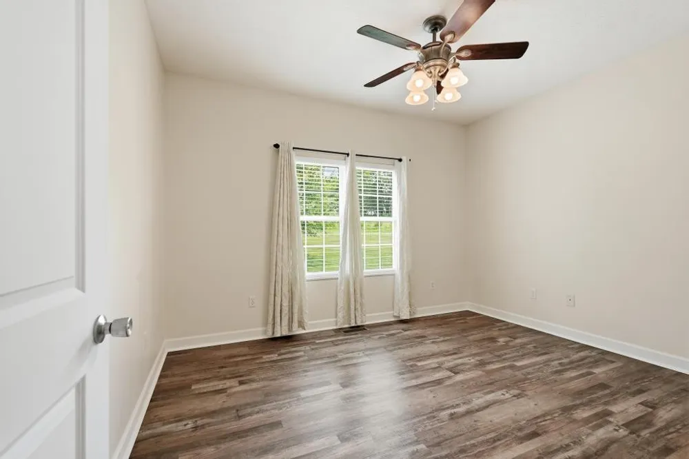 375 Brummitt Rd Castalian Springs, TN 37031