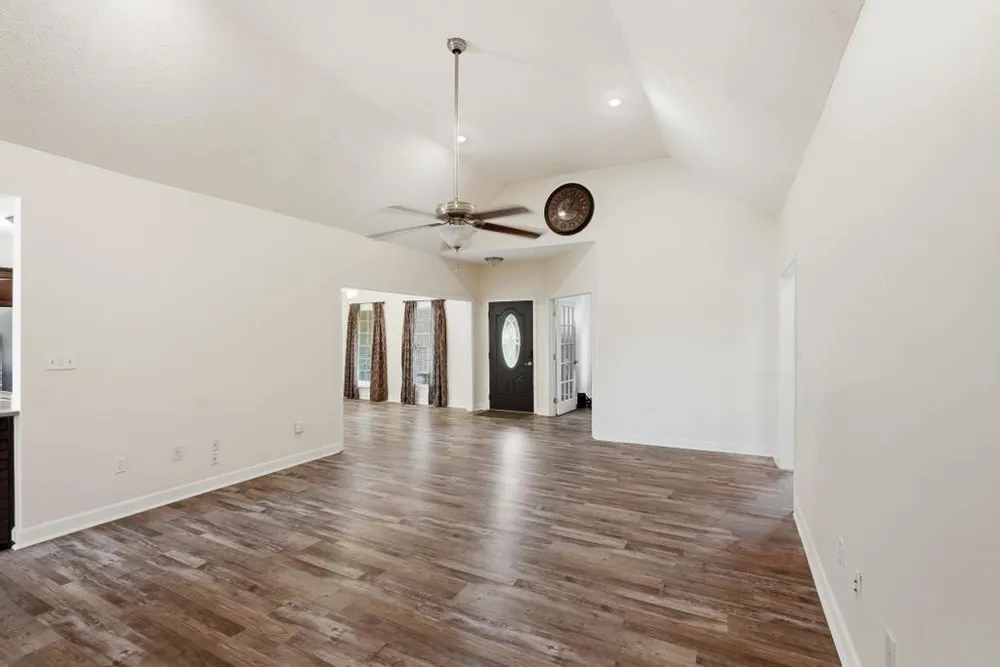 375 Brummitt Rd Castalian Springs, TN 37031
