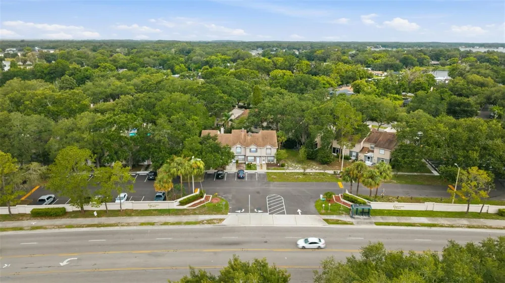 2350 FLETCHERS POINT CIRCLE Tampa, FL 33613