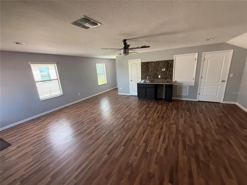 1890 ALTAVISTA CIRCLE Lakeland, FL 33810