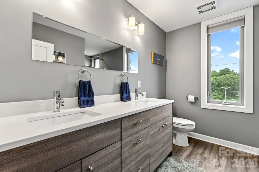 66 Burton Street Asheville, NC 28806