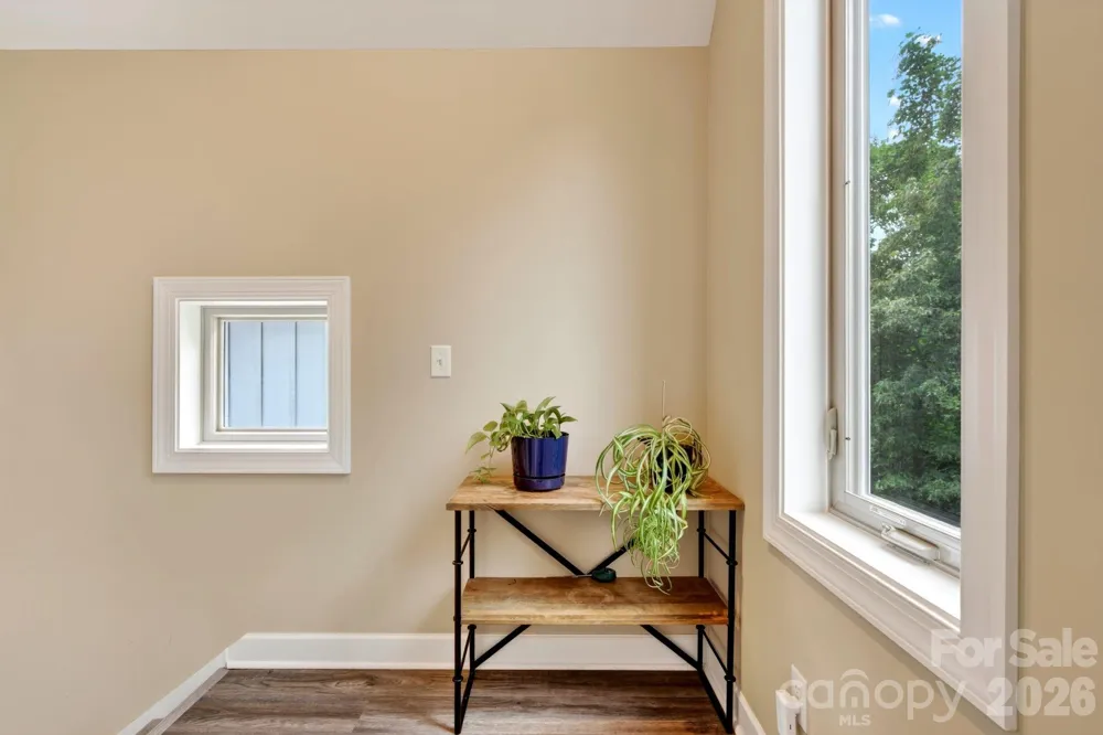 66 Burton Street Asheville, NC 28806
