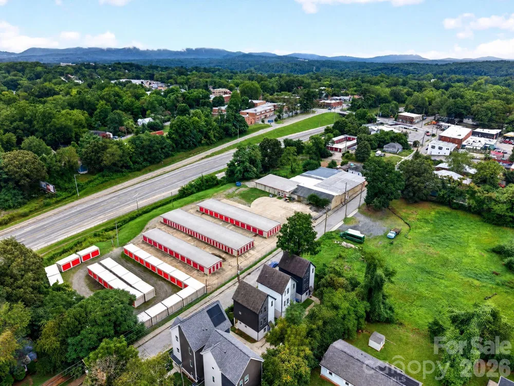 66 Burton Street Asheville, NC 28806