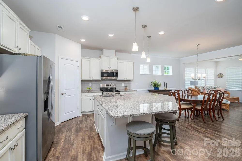 368 Picasso Trail Mount Holly, NC 28120
