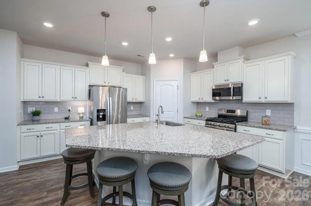 368 Picasso Trail Mount Holly, NC 28120
