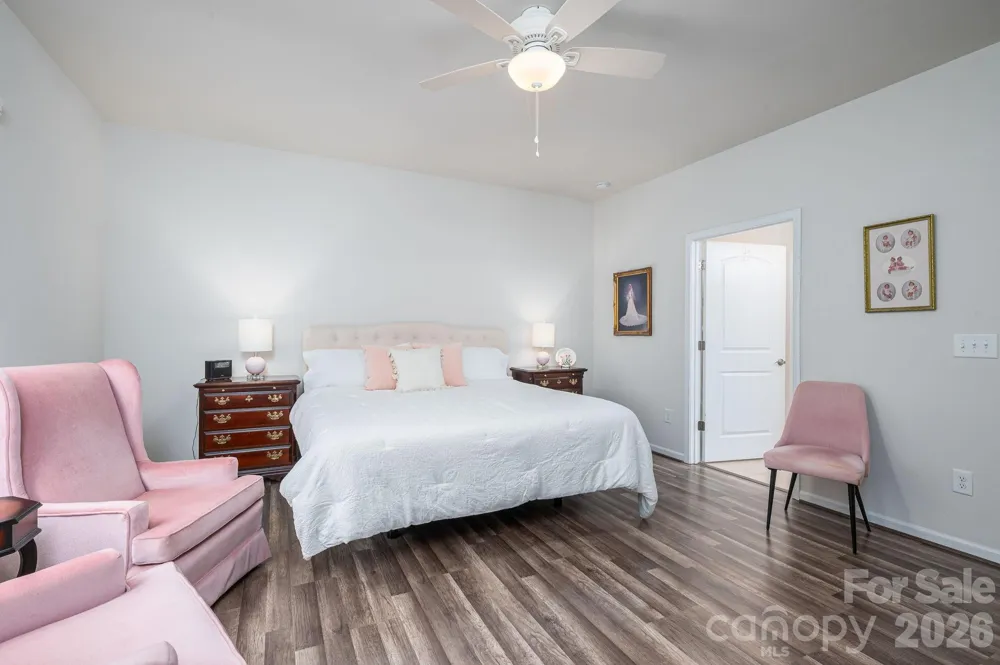 368 Picasso Trail Mount Holly, NC 28120